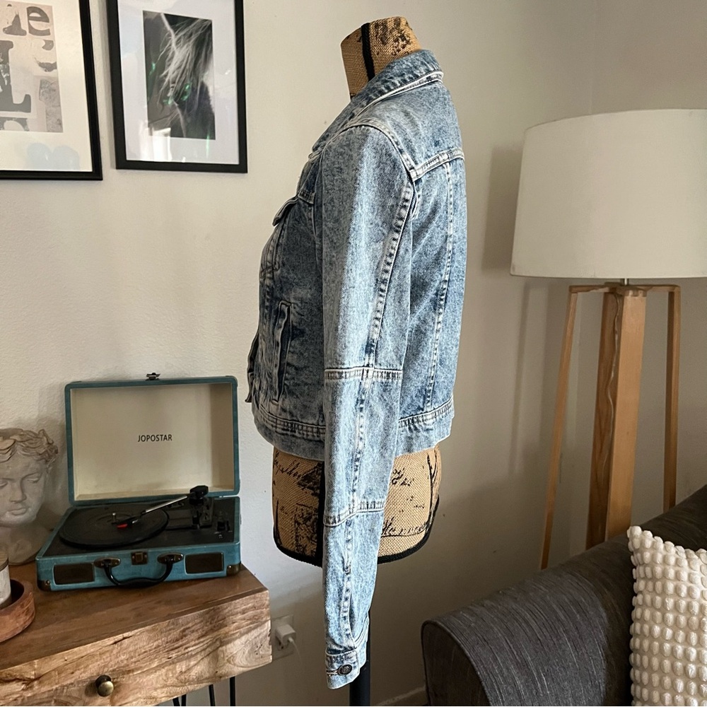 We The Free Rumors Denim Jacket in Light Indigo Free People Size XS - Picture 5 of 16